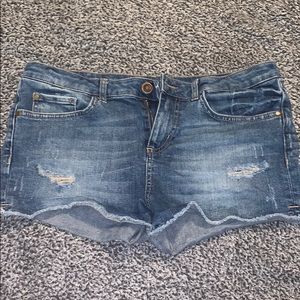 Zara basic denim shorts